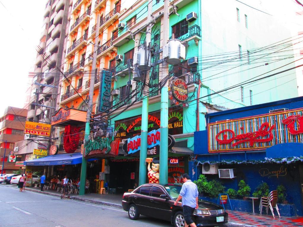 Mnl Boutique Hostel Makati City ภายนอก รูปภาพ