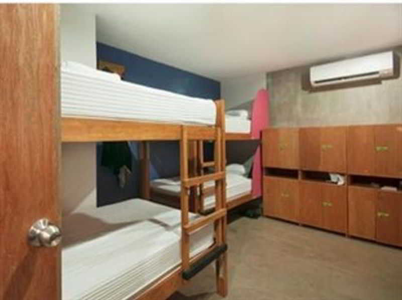 Mnl Boutique Hostel Makati City ภายนอก รูปภาพ