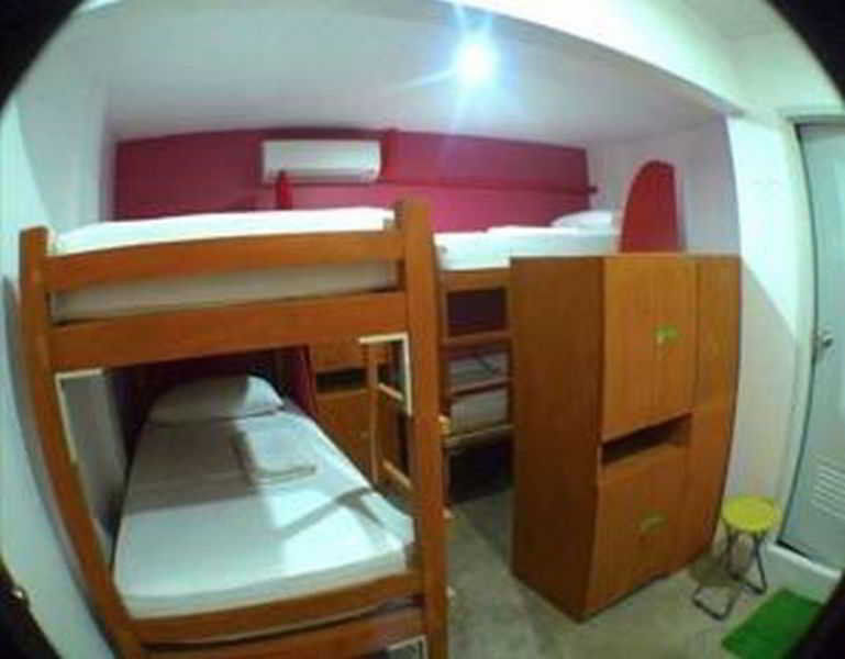 Mnl Boutique Hostel Makati City ภายนอก รูปภาพ