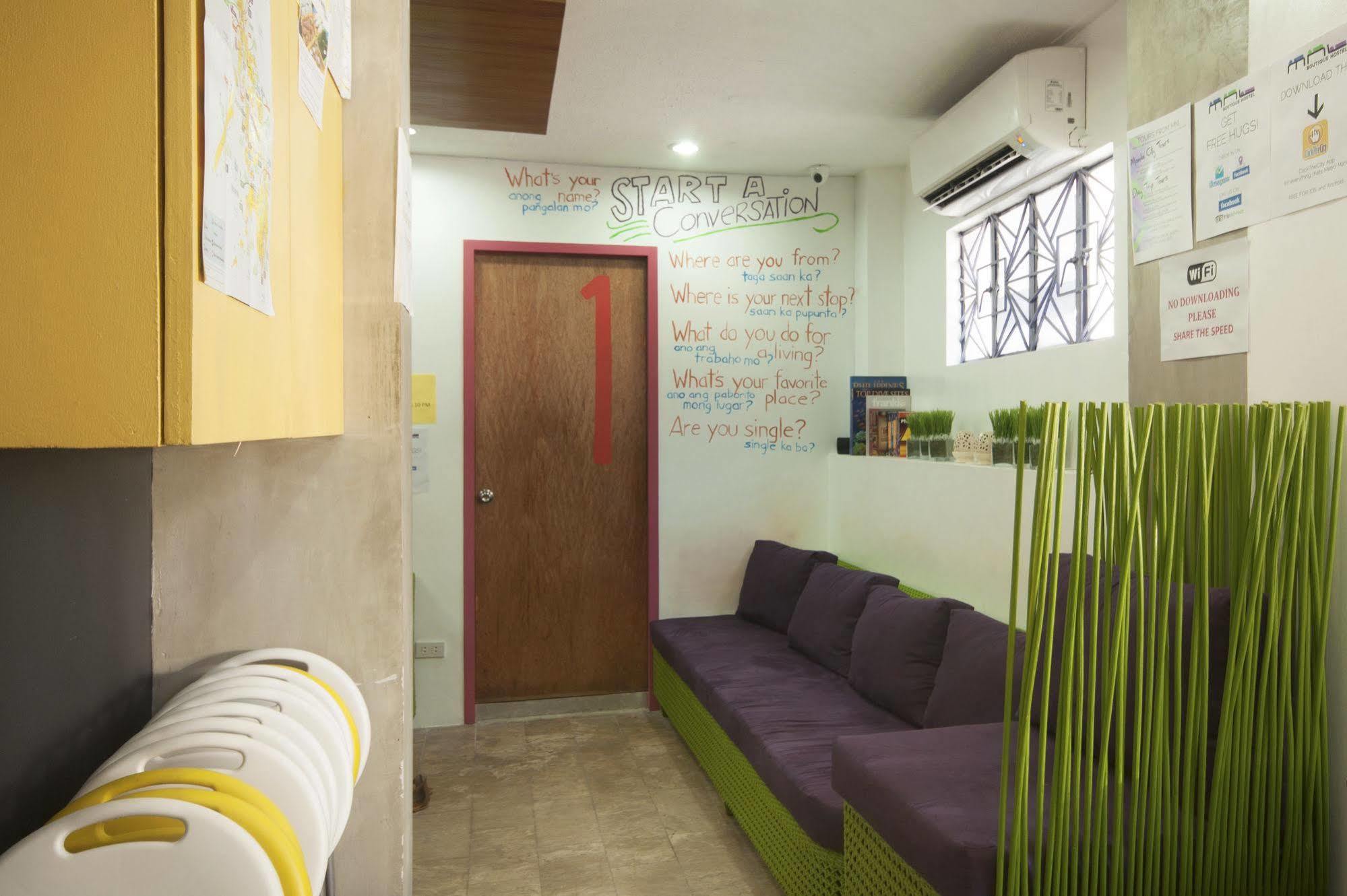 Mnl Boutique Hostel Makati City ภายนอก รูปภาพ