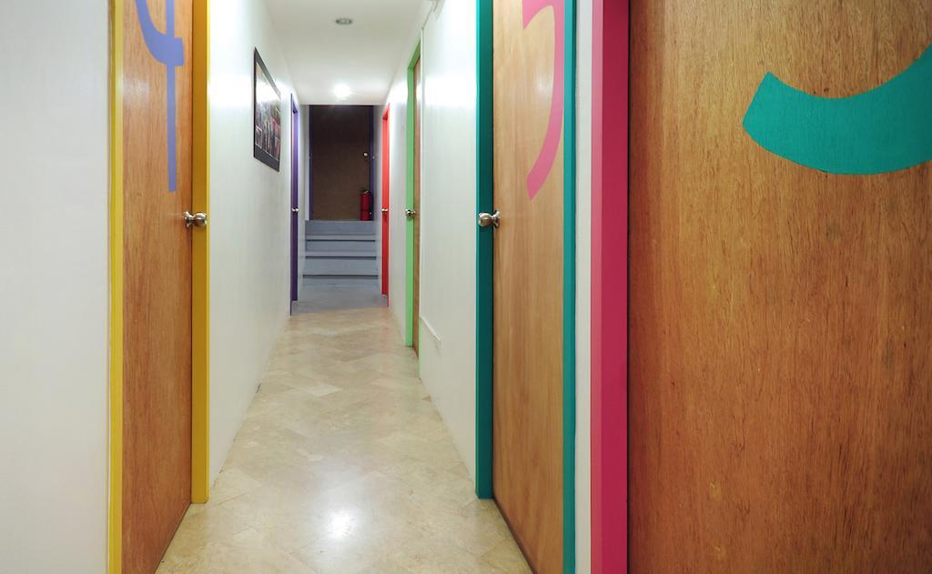 Mnl Boutique Hostel Makati City ภายนอก รูปภาพ